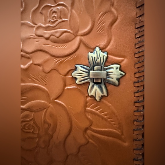 PATRICIA NASH Mabilia Flap Crossbody Brown Adjustable Leather Turn Lock NEW - Picture 5 of 16